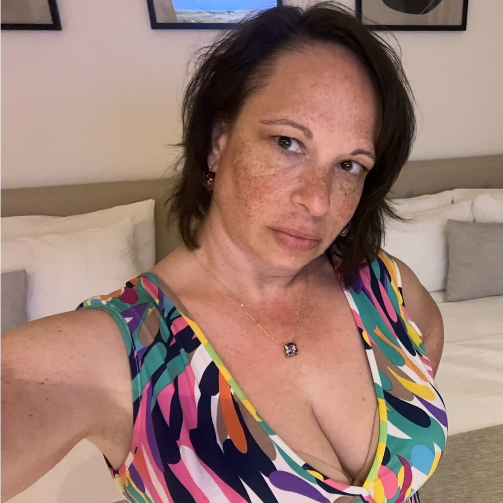 Meet your Posher, Lori